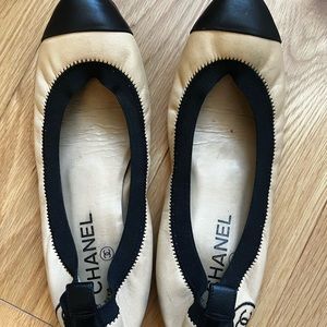 Chanel ballerina flats